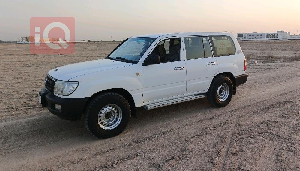 تويوتا لاندكروزر